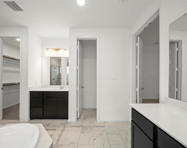 5310 Egret Gable Court - Photo Thumbnail 17
