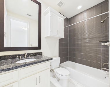 11025 Sherwood Grove - Photo Thumbnail 25