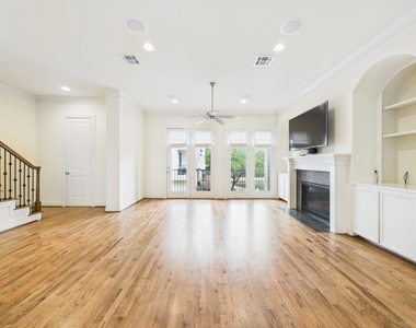 11025 Sherwood Grove - Photo Thumbnail 11
