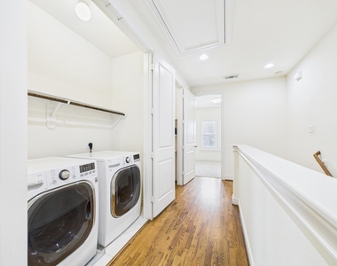 11025 Sherwood Grove - Photo Thumbnail 22