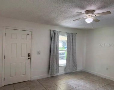 27127 Fernery Avenue - Photo Thumbnail 2