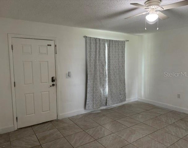 27127 Fernery Avenue - Photo Thumbnail 10