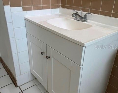 27127 Fernery Avenue - Photo Thumbnail 24