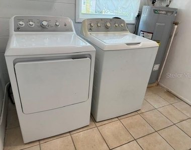 27127 Fernery Avenue - Photo Thumbnail 28