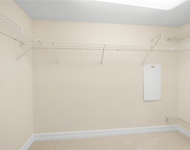 4516 Seagull Drive - Photo Thumbnail 24