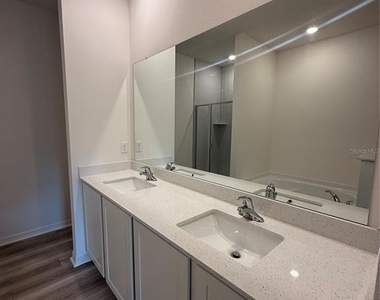 2921 Garret Street - Photo Thumbnail 13