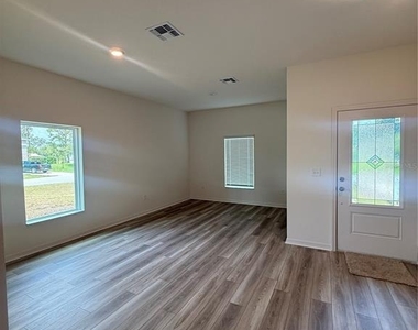 2921 Garret Street - Photo Thumbnail 2