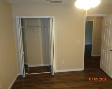 1409 Bent Oaks Boulevard - Photo Thumbnail 28