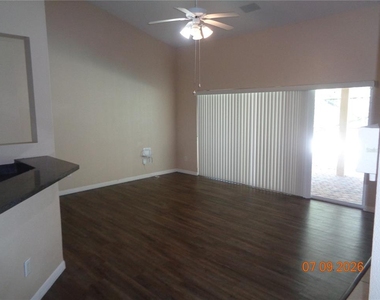 1409 Bent Oaks Boulevard - Photo Thumbnail 10