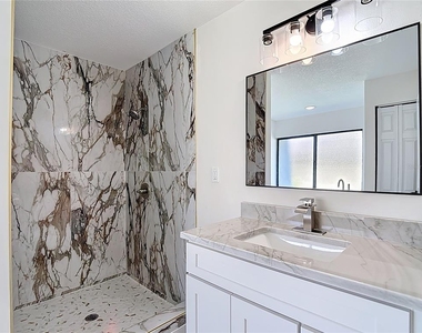 4072 Belmoor Drive - Photo Thumbnail 40