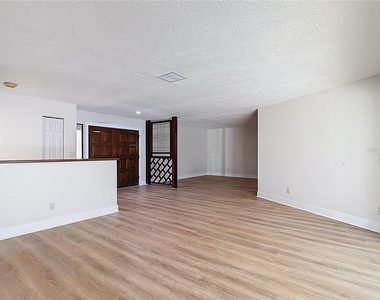4072 Belmoor Drive - Photo Thumbnail 14