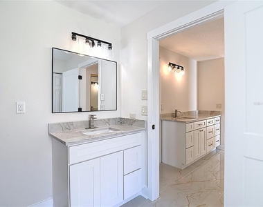 4072 Belmoor Drive - Photo Thumbnail 48