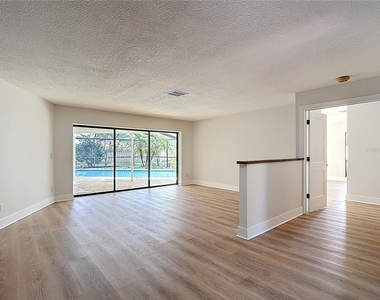 4072 Belmoor Drive - Photo Thumbnail 11