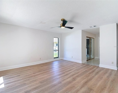 4072 Belmoor Drive - Photo Thumbnail 34