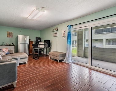 637 Drake Lane N - Photo Thumbnail 25