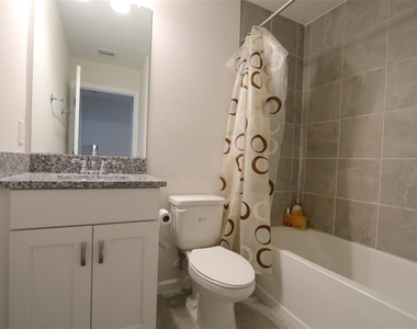 10914 Quickwater Court - Photo Thumbnail 16
