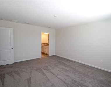10914 Quickwater Court - Photo Thumbnail 8