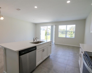 10914 Quickwater Court - Photo Thumbnail 4