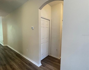 12509 Cavalier Court - Photo Thumbnail 8