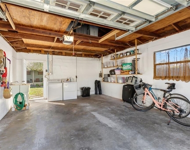 837 42nd Avenue N - Photo Thumbnail 14
