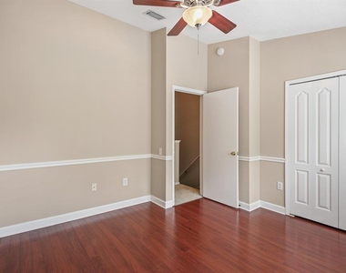 2403 Lake Woodberry Circle - Photo Thumbnail 11