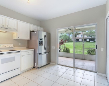 2403 Lake Woodberry Circle - Photo Thumbnail 5