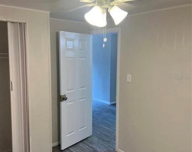 8123 N Alaska Street - Photo Thumbnail 13
