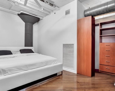 101 N 12th Street - Photo Thumbnail 6