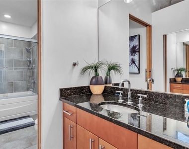 101 N 12th Street - Photo Thumbnail 8