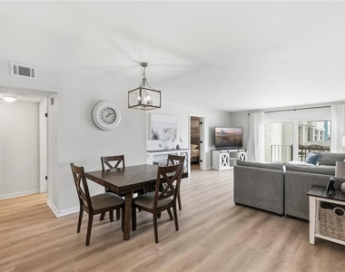 285 107th Avenue - Photo Thumbnail 27