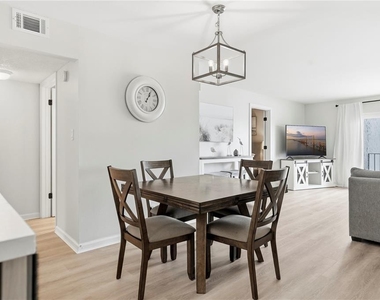285 107th Avenue - Photo Thumbnail 11