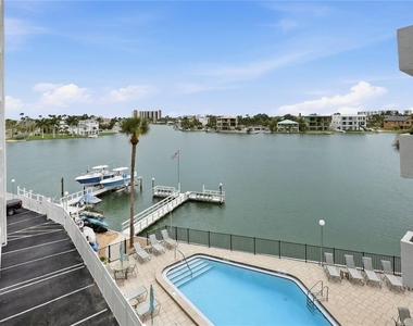 285 107th Avenue - Photo Thumbnail 28