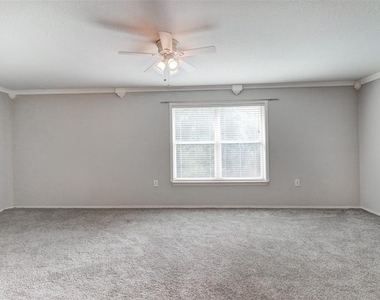 16305 Fairford Palms Court - Photo Thumbnail 18
