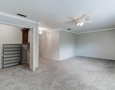 16305 Fairford Palms Court - Photo Thumbnail 15