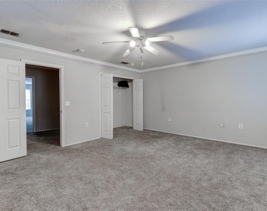 16305 Fairford Palms Court - Photo Thumbnail 22