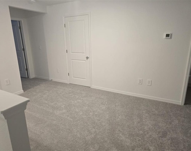 9343 Cannon Beach Drive - Photo Thumbnail 20