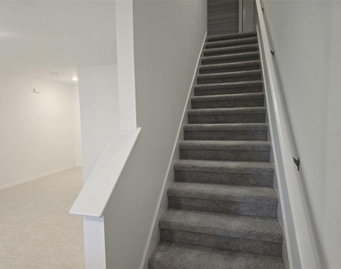 9343 Cannon Beach Drive - Photo Thumbnail 10