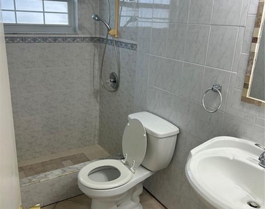 3601 Landale Drive - Photo Thumbnail 6