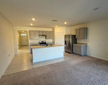 528 Boardwalk Avenue - Photo Thumbnail 8