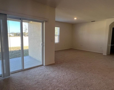 528 Boardwalk Avenue - Photo Thumbnail 6
