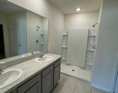 528 Boardwalk Avenue - Photo Thumbnail 10