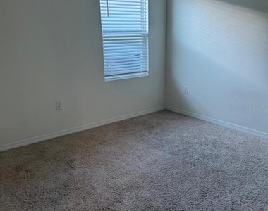 528 Boardwalk Avenue - Photo Thumbnail 15