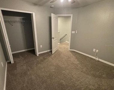 2121 Broadway View Avenue - Photo Thumbnail 12