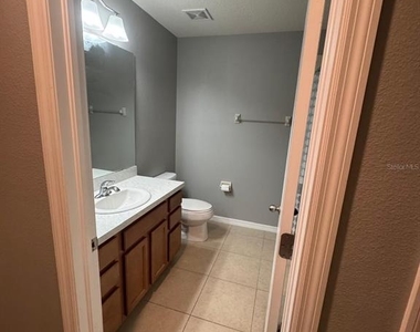2121 Broadway View Avenue - Photo Thumbnail 8