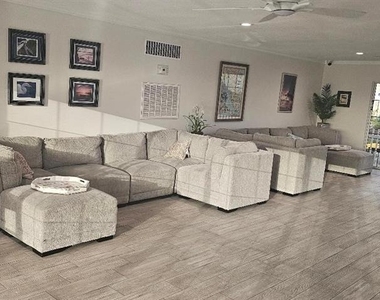8801 Bay Pointe Drive - Photo Thumbnail 27