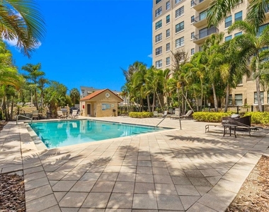 2109 Bayshore Boulevard - Photo Thumbnail 18