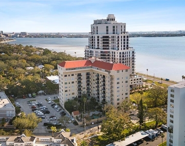 2109 Bayshore Boulevard - Photo Thumbnail 19