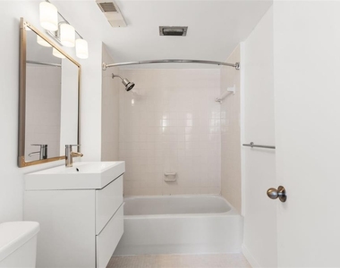 2109 Bayshore Boulevard - Photo Thumbnail 11