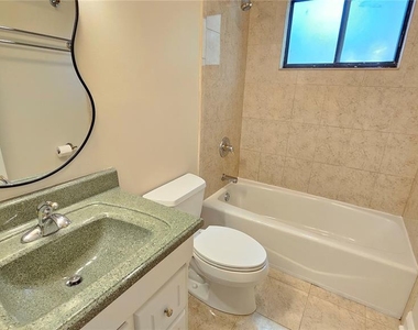 11722 Raintree Lake Lane - Photo Thumbnail 20