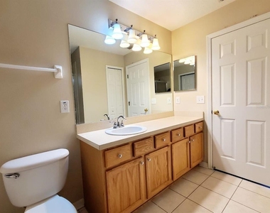17532 Hugh Lane - Photo Thumbnail 13